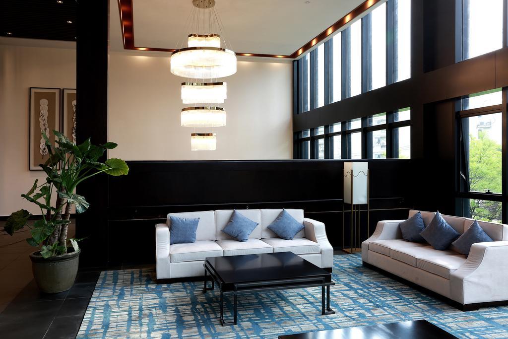 Benjoy Hotel - Jinqiao Branch Shanghai Exteriör bild