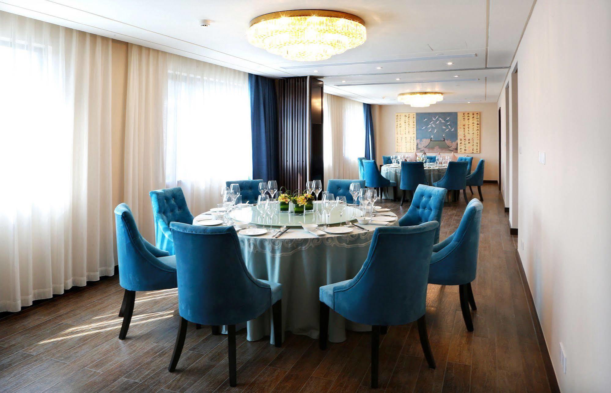 Benjoy Hotel - Jinqiao Branch Shanghai Exteriör bild