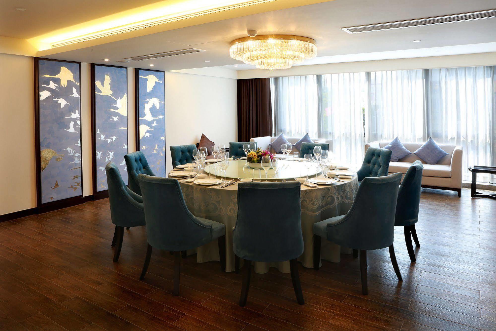Benjoy Hotel - Jinqiao Branch Shanghai Exteriör bild